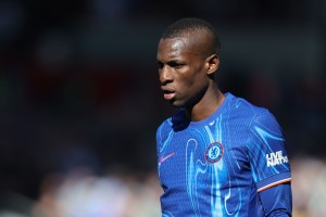 fbsport-切尔西前锋杰克逊引发六队争夺，阿斯顿维拉加入竞争行列